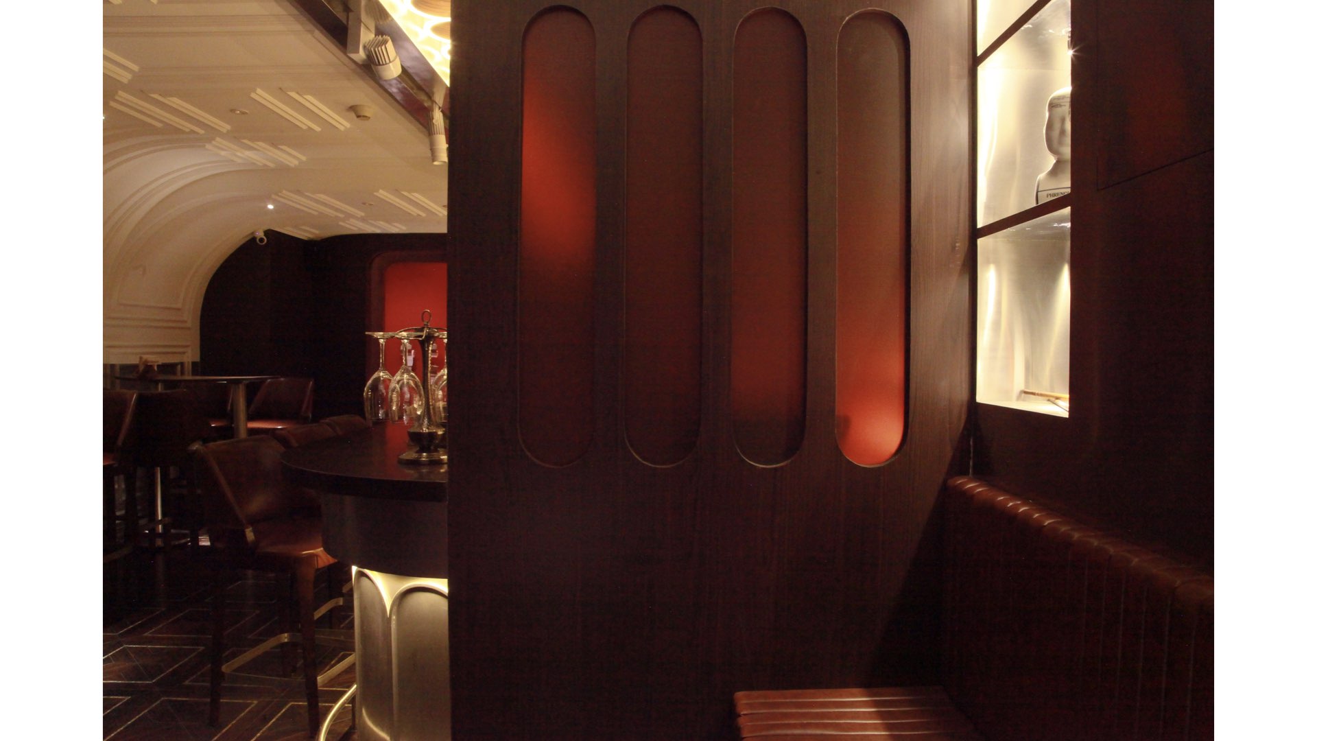 Knight Mini Bar 魔术酒吧 KNIGHT BAR – GBspace